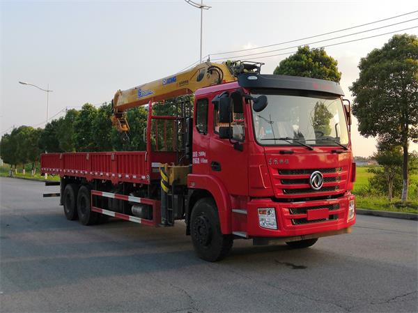 東風牌DFZ5258JSQSZ6D1型隨車起重運輸車